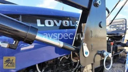 Трактор Lovol TE 354 HT с фронтальным погрузчиком